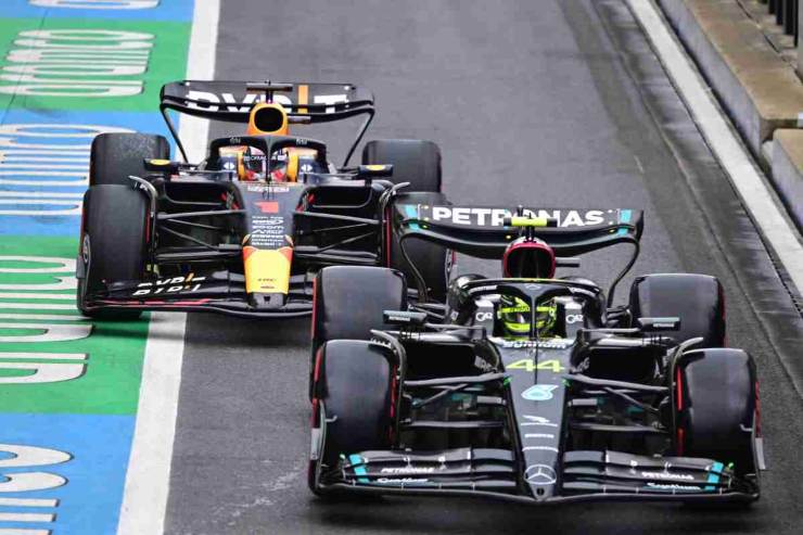 Hamilton e Verstappen parole dure