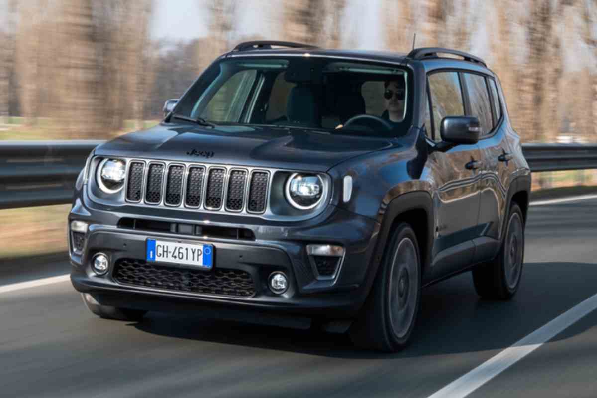 Addio Jeep Renegade, decisione choc: il modello più amato esce dai listini, appassionati in lacrime