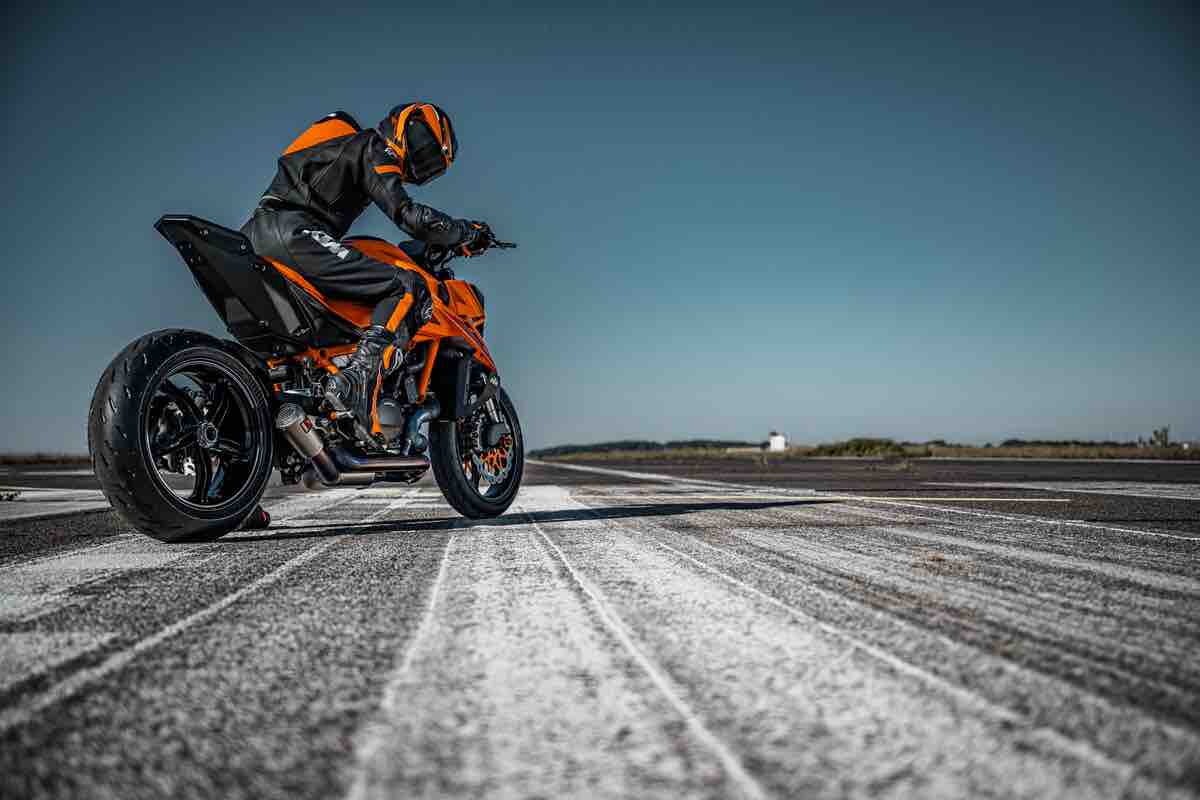 Prova su strada KTM duke