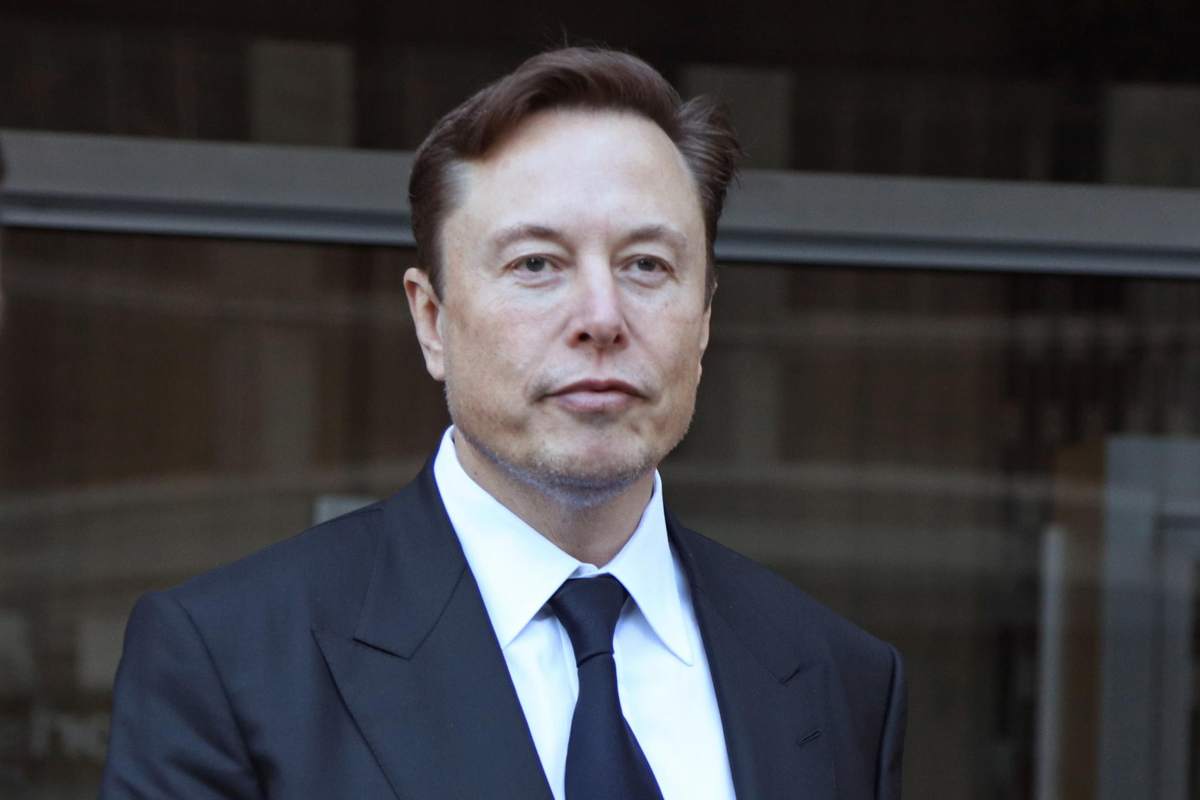 Tesla, decisione dolorosissima: Elon Musk è pronto a farlo