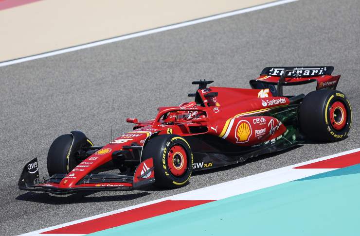 Lewis Hamilton Mercedes Ferrari Mondiale 2025 Schumacher italiano lingua