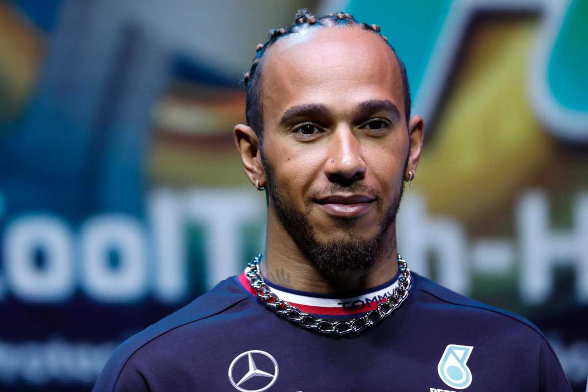 Addio Hamilton, la Mercedes ha già scelto il sostituto: è un pupillo di Wolff