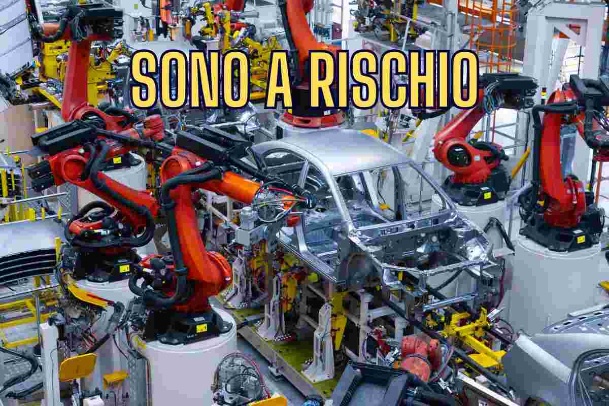 Ultim'ora in Italia, stabilimenti auto a rischio: annuncio ufficiale